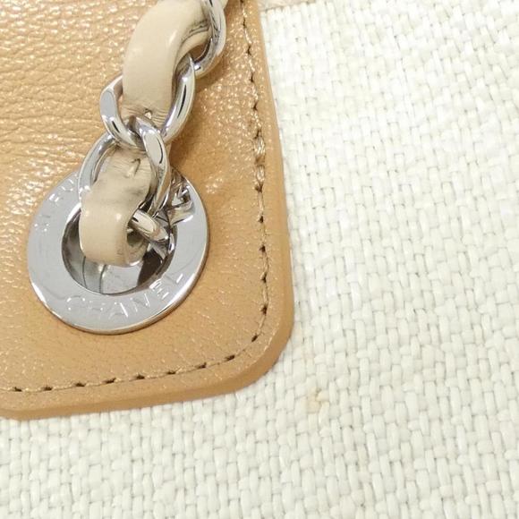 CHANEL Black Quilted Caviar Leather Shoulder Bag 57161 - Picture 6 of 9